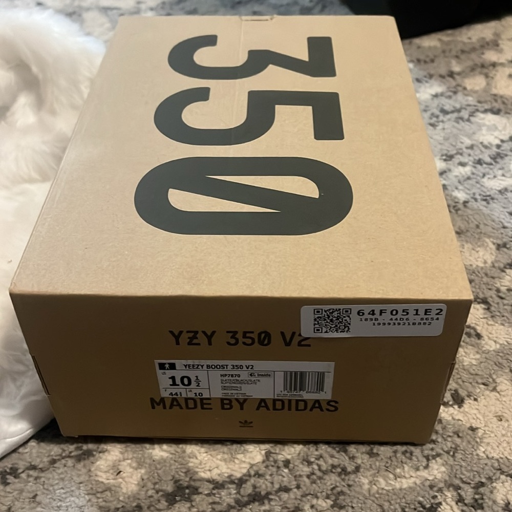 Yeezy boost 350 V2 slate 10.5 - Picture 8 of 8